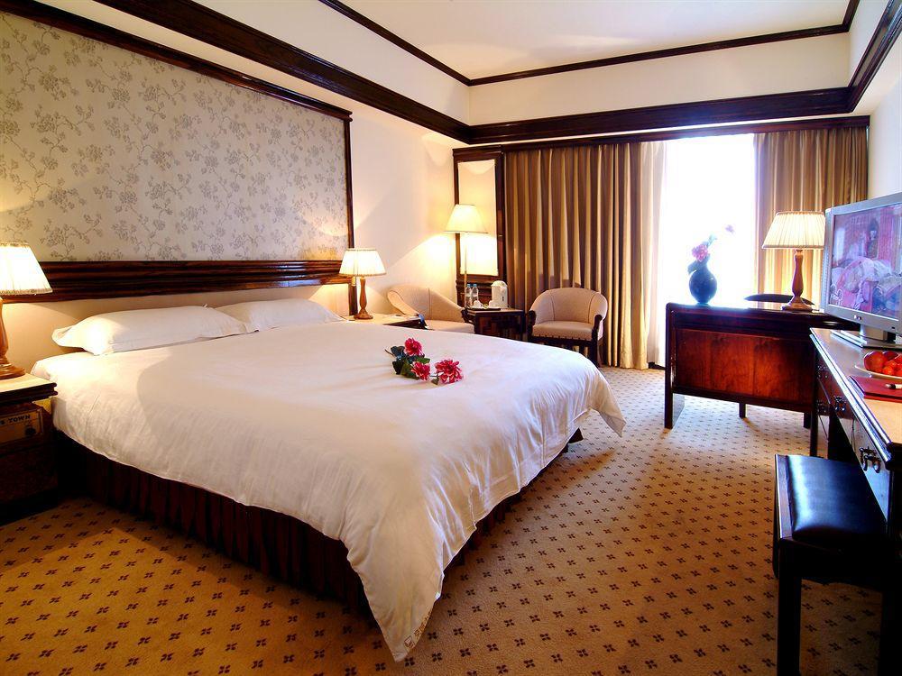 King'S Town Hotel Kaohsiung Buitenkant foto