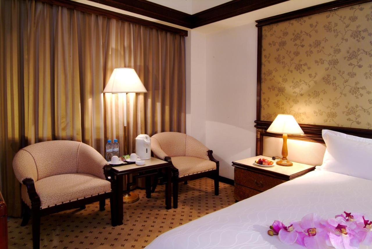 King'S Town Hotel Kaohsiung Buitenkant foto