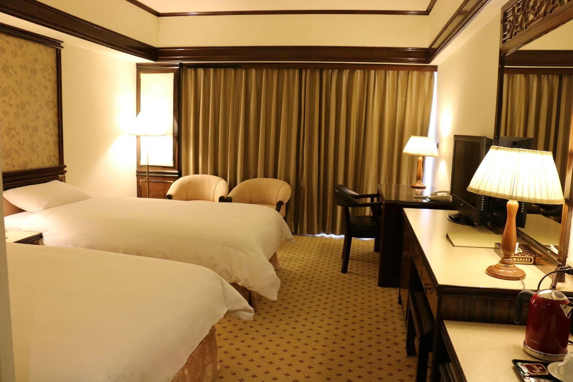 King'S Town Hotel Kaohsiung Buitenkant foto
