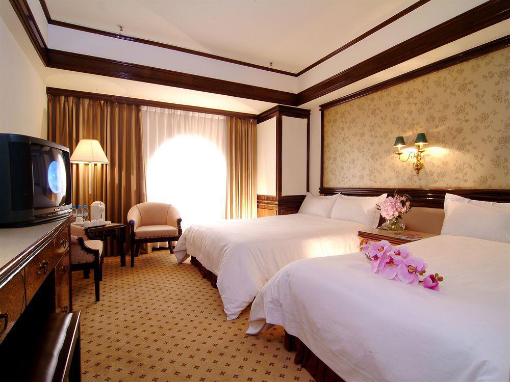 King'S Town Hotel Kaohsiung Buitenkant foto