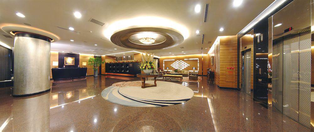 King'S Town Hotel Kaohsiung Buitenkant foto